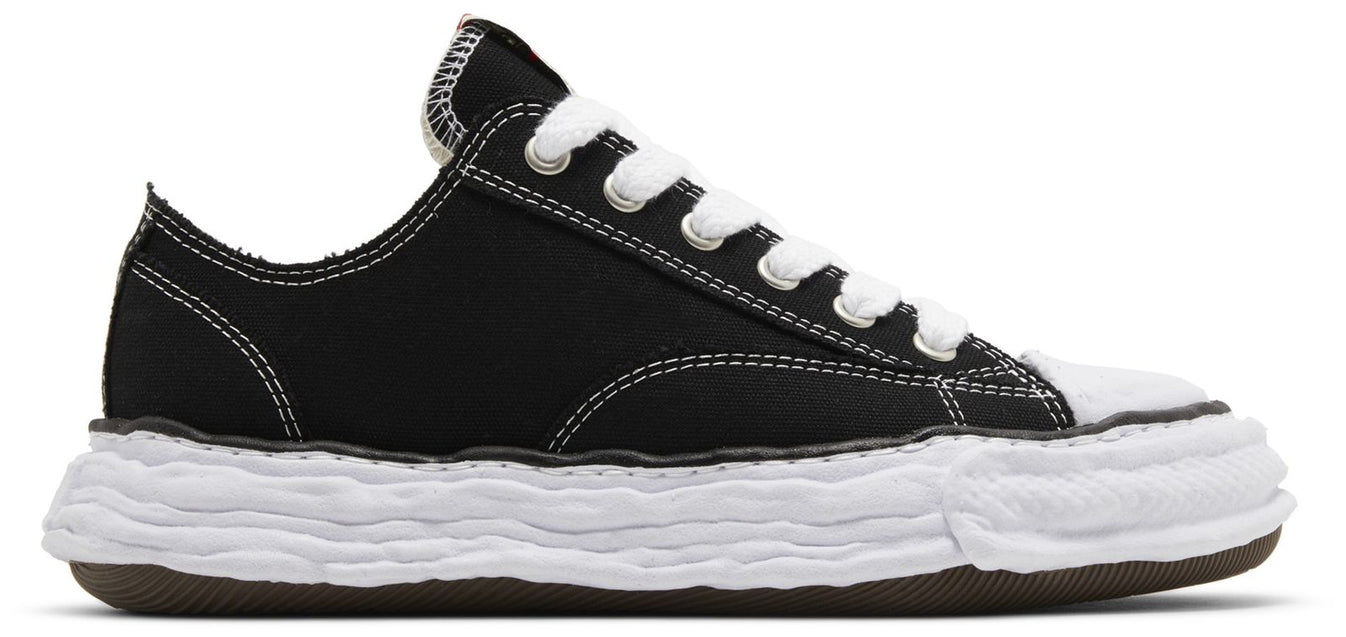 Maison Mihara Yasuhiro Peterson23 White Black